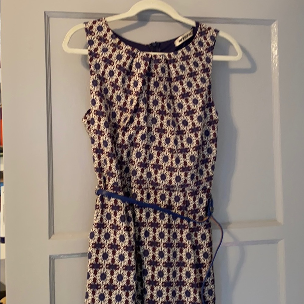 Shift dress with belt